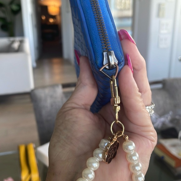 Bottega Veneta royal blue leather wallet - Picture 4 of 7